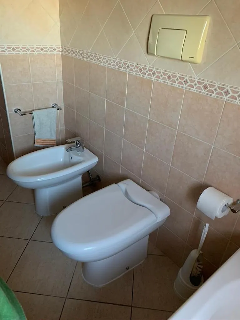 Apartment Appartamento Da Fouly Sestu Italy